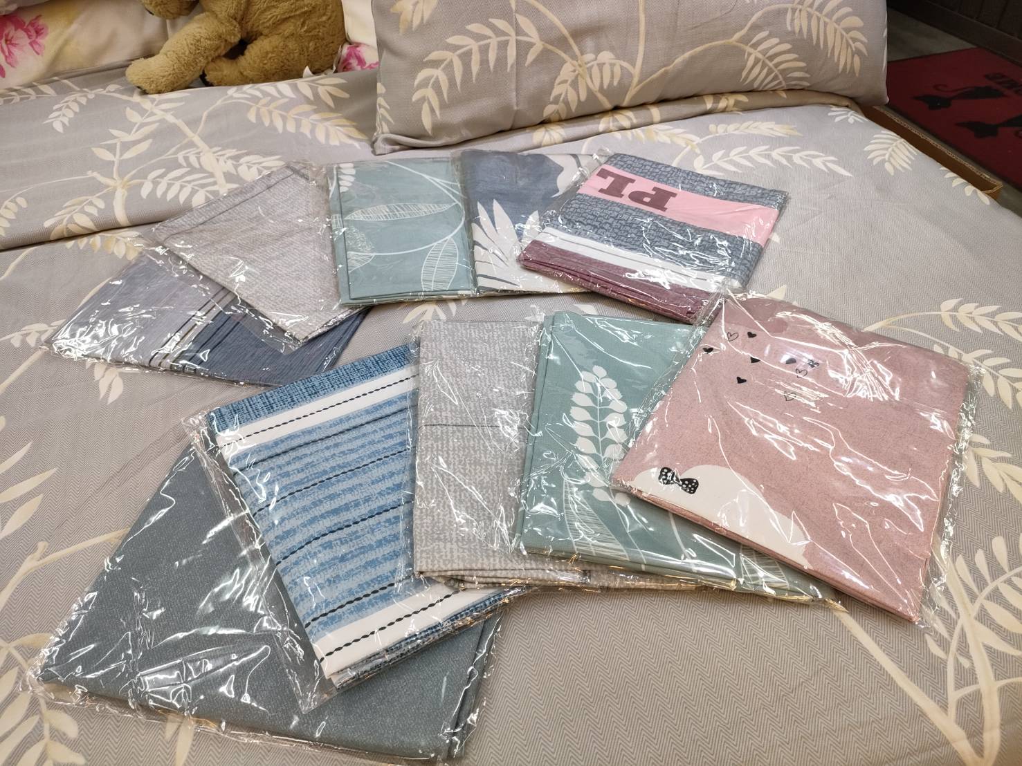 [桃園八德] 惟特寢具歲末廠拍1折起，挖寶天絲兩用被組1000元、床包被套250，冬被全面特惠中！ @尼豪的美食旅行手札
