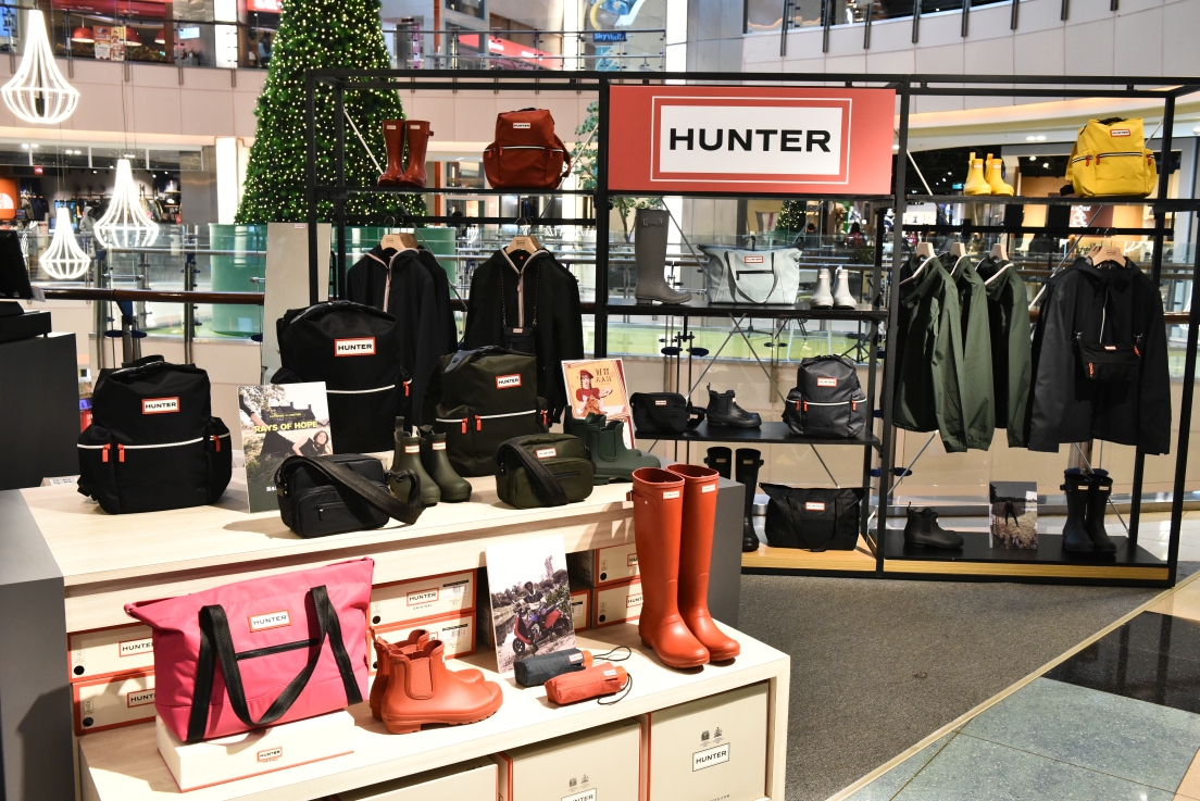 [桃園中壢] 2021室內最美英倫耶誕市集，就在中壢大江購物中心!超多餐廳的美食綠洲，全年免費停車！ @尼豪的美食旅行手札