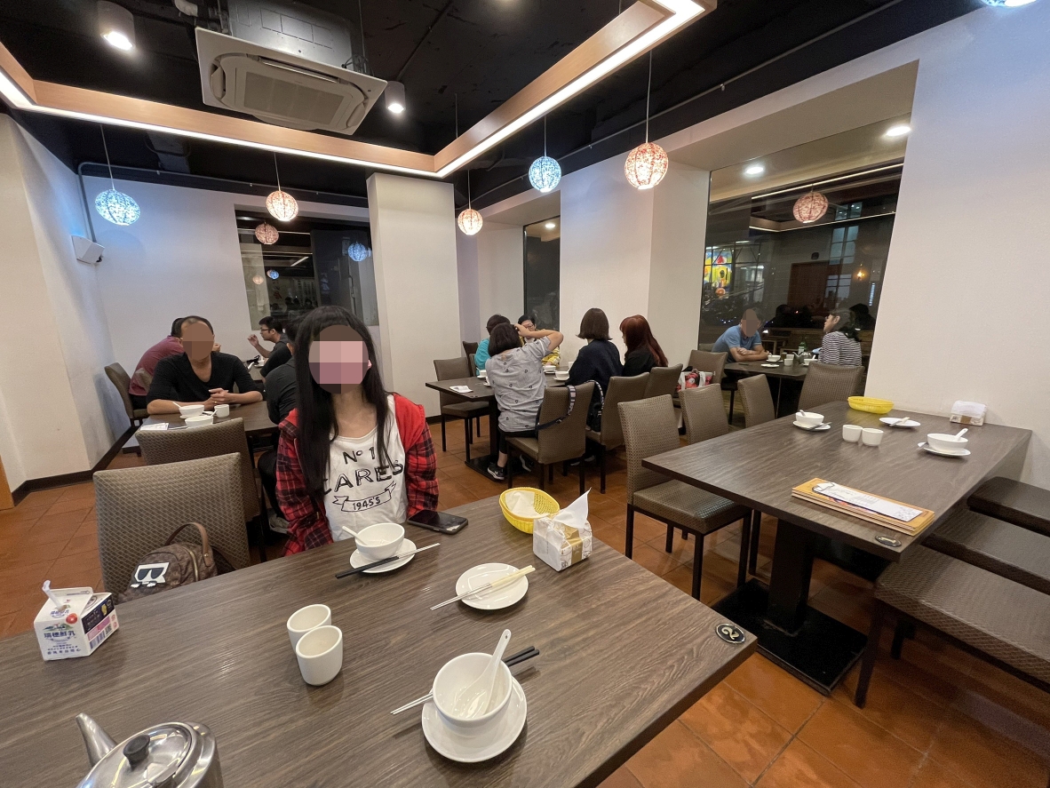 [新北板橋] 六必居潮州一品沙鍋粥，料鮮味美暖胃暖心，板橋車站美食必吃推薦！ @尼豪的美食旅行手札