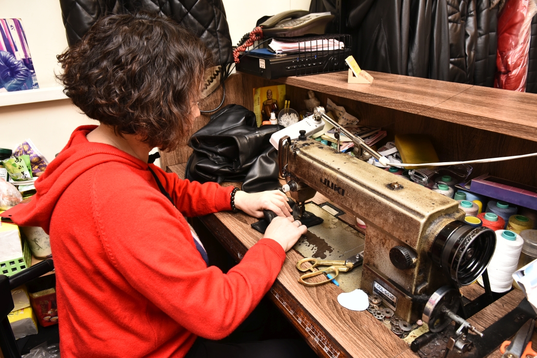 [台北萬華] 成旺皮衣皮草精品特賣會，30年老店歲末破盤出清，帥氣男女皮衣5800起，狐狸毛背心4900、皮草同步優惠中！ @尼豪的美食旅行手札