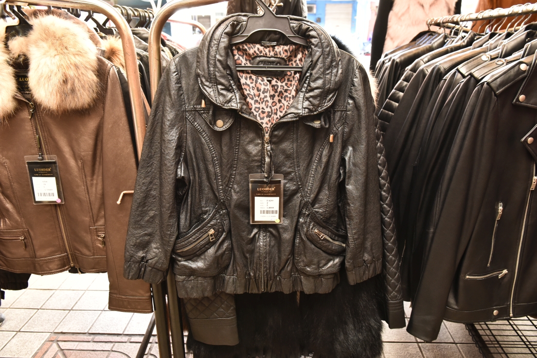 [台北萬華] 成旺皮衣皮草精品特賣會，30年老店歲末破盤出清，帥氣男女皮衣5800起，狐狸毛背心4900、皮草同步優惠中！ @尼豪的美食旅行手札