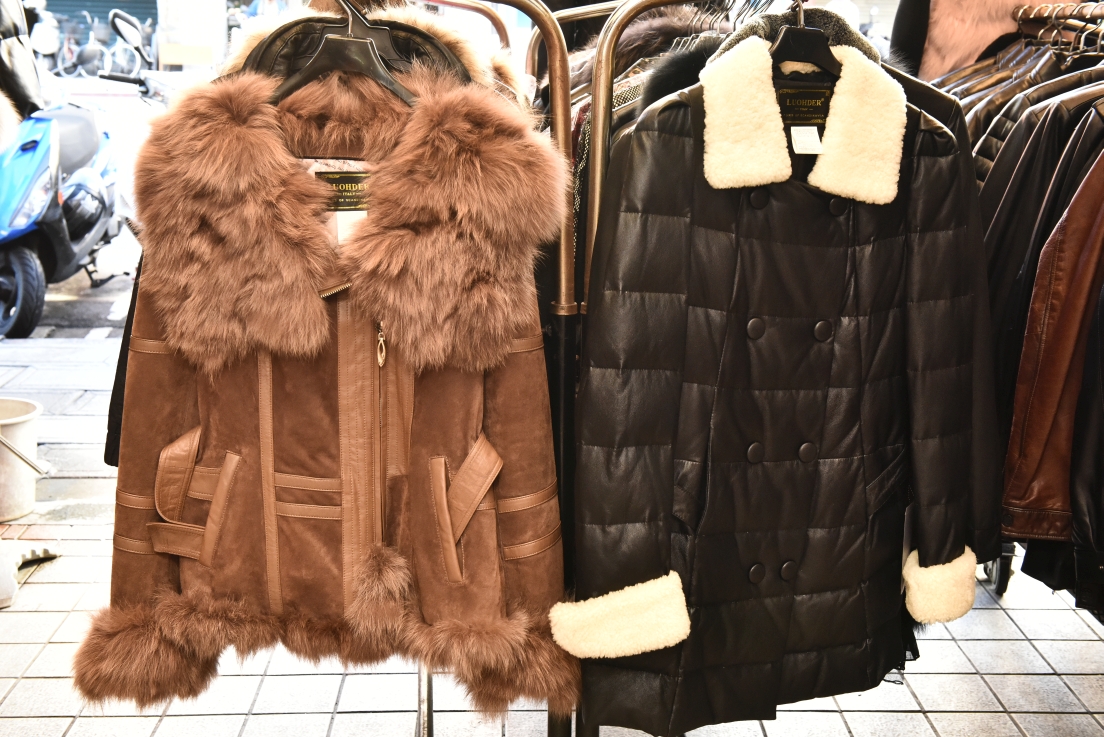 [台北萬華] 成旺皮衣皮草精品特賣會，30年老店歲末破盤出清，帥氣男女皮衣5800起，狐狸毛背心4900、皮草同步優惠中！ @尼豪的美食旅行手札