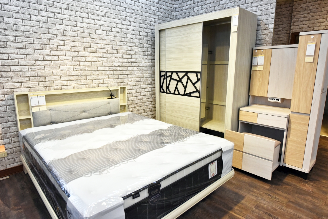 [宜蘭羅東] 億家具批發倉庫宜蘭店，高CP設計感優質家具，成家換家具好選擇！ @尼豪的美食旅行手札