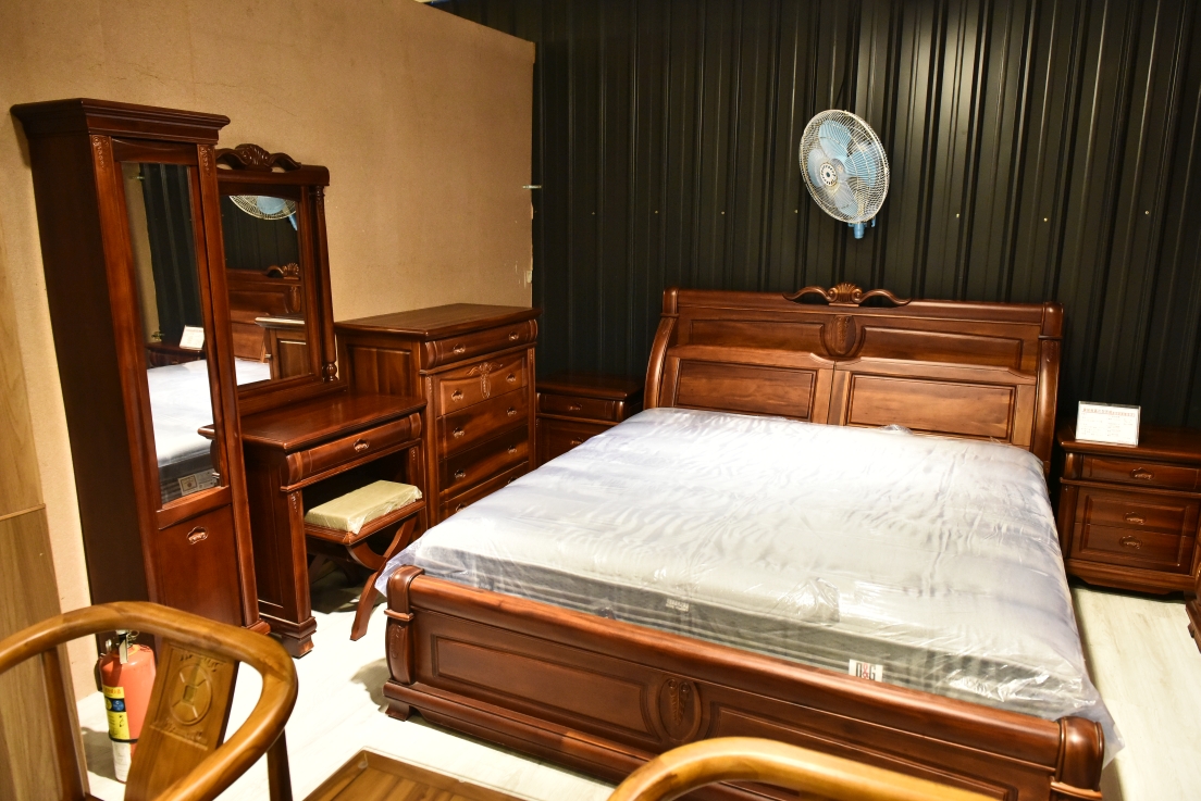 [台中大雅] 億家具批發倉庫台中總店，工廠直營客製化選擇超豐富，台中優質家具行推薦！ @尼豪的美食旅行手札