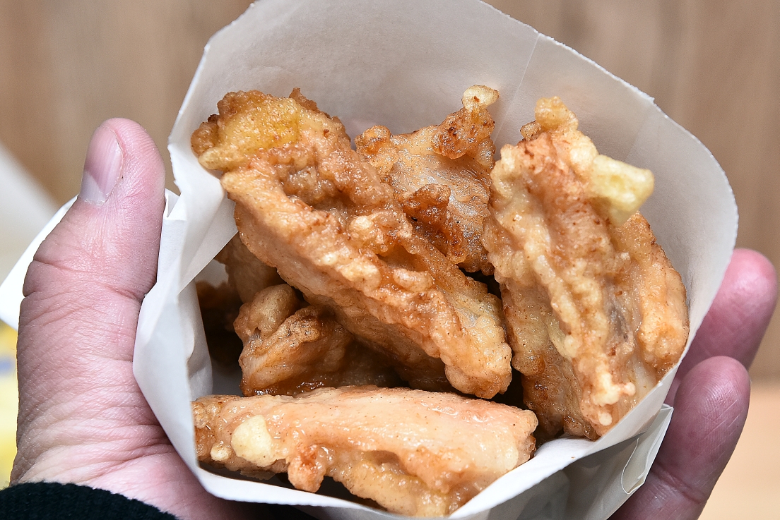 [台中西屯] 啾敖炸炸雞專賣店台中漢口店，香酥多汁炸雞台中下午茶必吃美食點心！ @尼豪的美食旅行手札