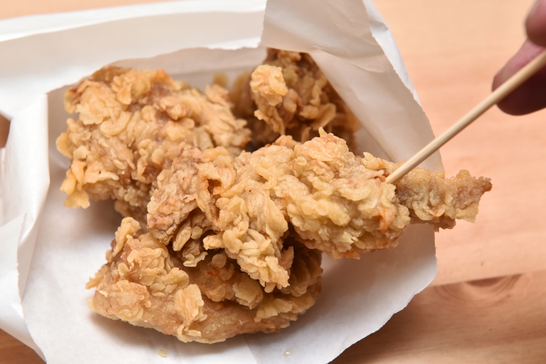 [台中西屯] 啾敖炸炸雞專賣店台中漢口店，香酥多汁炸雞台中下午茶必吃美食點心！ @尼豪的美食旅行手札