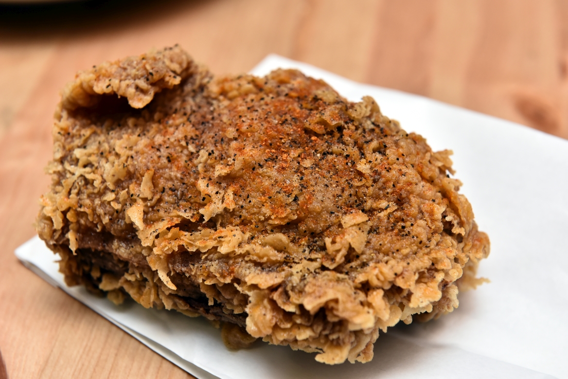 [台中西屯] 啾敖炸炸雞專賣店台中漢口店，香酥多汁炸雞台中下午茶必吃美食點心！ @尼豪的美食旅行手札