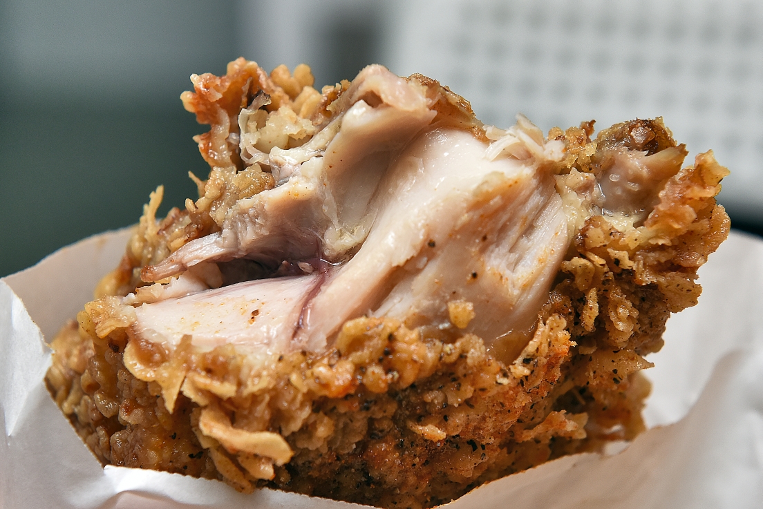 [台中西屯] 啾敖炸炸雞專賣店台中漢口店，香酥多汁炸雞台中下午茶必吃美食點心！ @尼豪的美食旅行手札