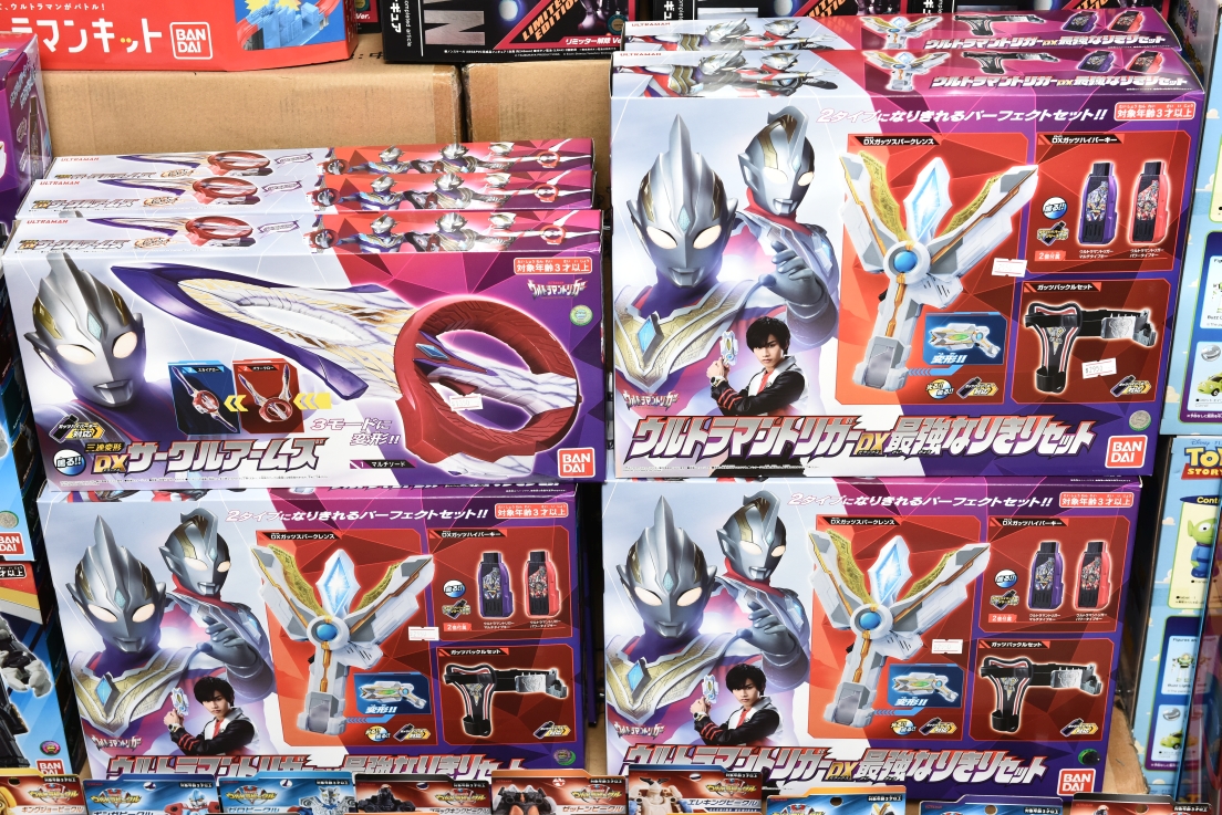 [新北土城] 正版玩具特賣會OUTLET開倉1折起，漫威、迪士尼、芭比娃娃、LOL、FUNKO、星戰、公仔應有盡有，滿額再折扣！ @尼豪的美食旅行手札