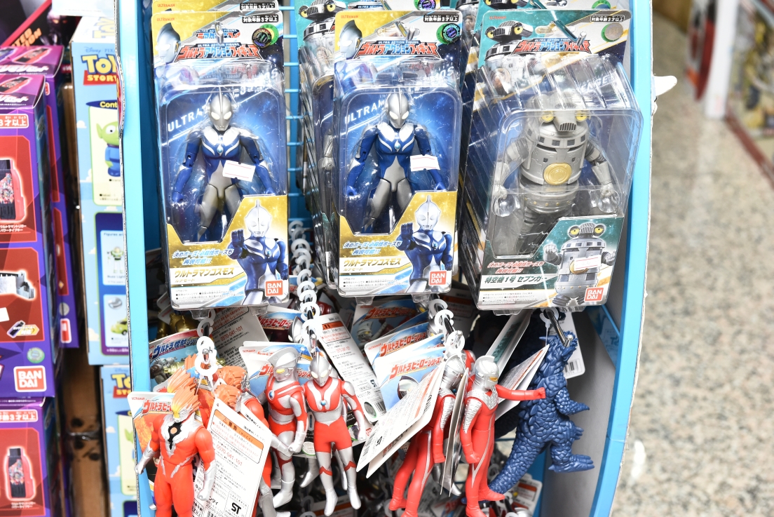 [新北土城] 正版玩具特賣會OUTLET開倉1折起，漫威、迪士尼、芭比娃娃、LOL、FUNKO、星戰、公仔應有盡有，滿額再折扣！ @尼豪的美食旅行手札