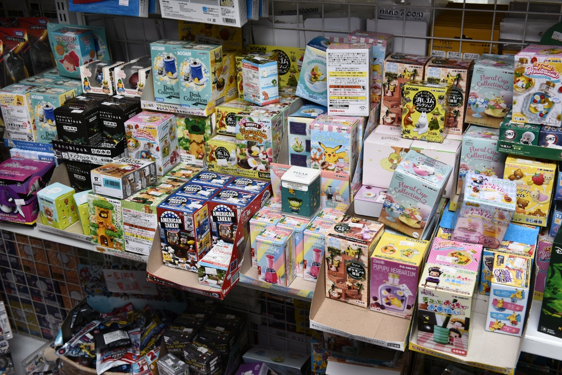 [新北土城] 正版玩具特賣會OUTLET開倉1折起，漫威、迪士尼、芭比娃娃、LOL、FUNKO、星戰、公仔應有盡有，滿額再折扣！ @尼豪的美食旅行手札