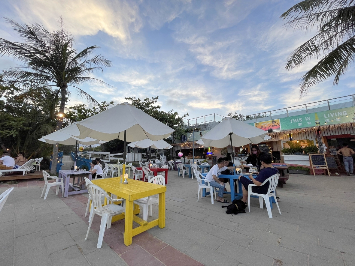 野海子WILD KID BAR,墾丁南灣沙灘第一排看海喝一杯,恆春酒吧餐廳美食推薦 @尼豪的美食旅行手札 野海子WILD KID BAR,墾丁南灣沙灘第一排看海喝一杯,恆春酒吧餐廳美食推薦 @尼豪的美食旅行手札