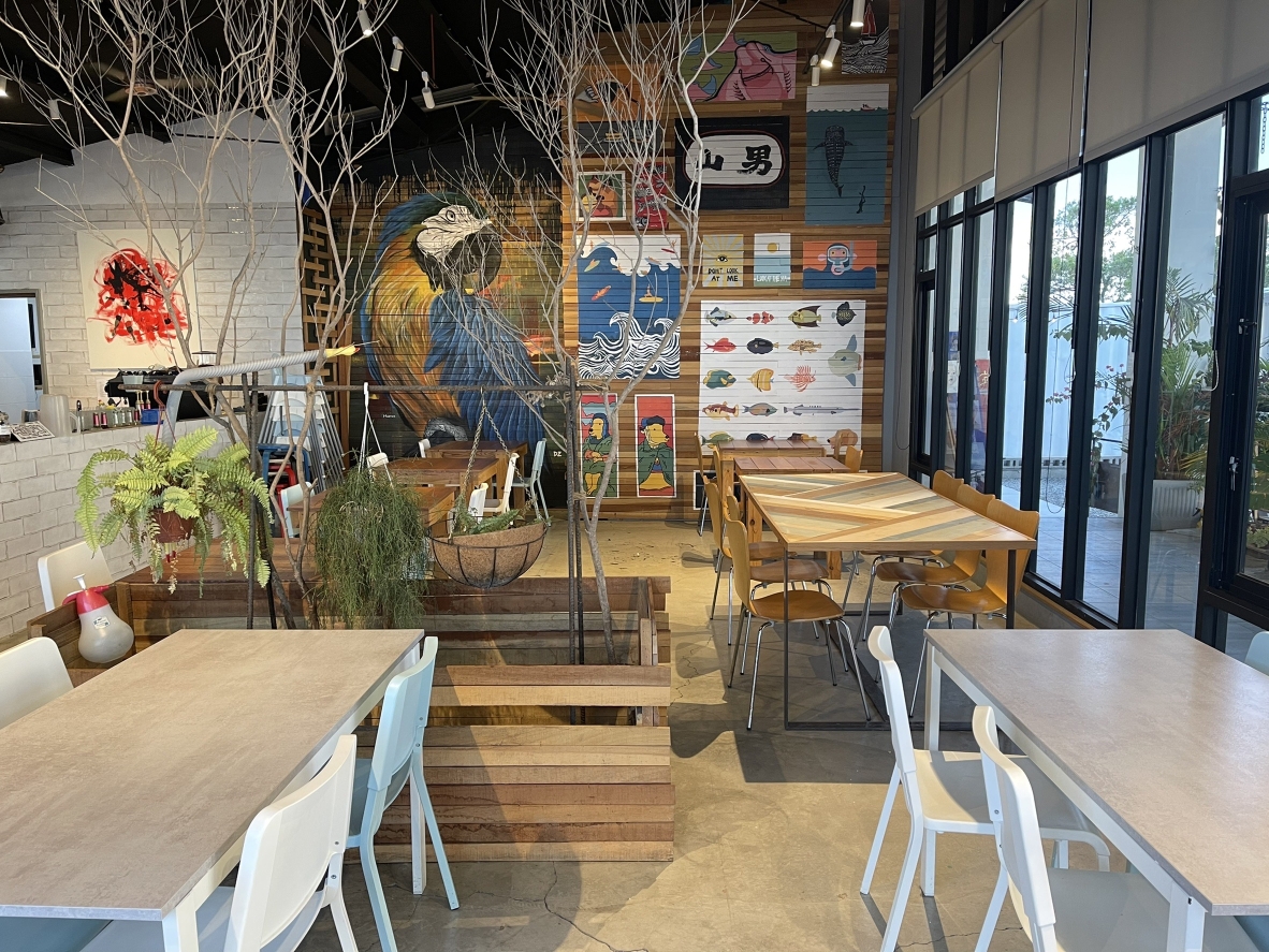 山男咖啡，景色優美餐點一般，服務有待加強，屏東恆春墾丁夕陽海景咖啡廳 @尼豪的美食旅行手札