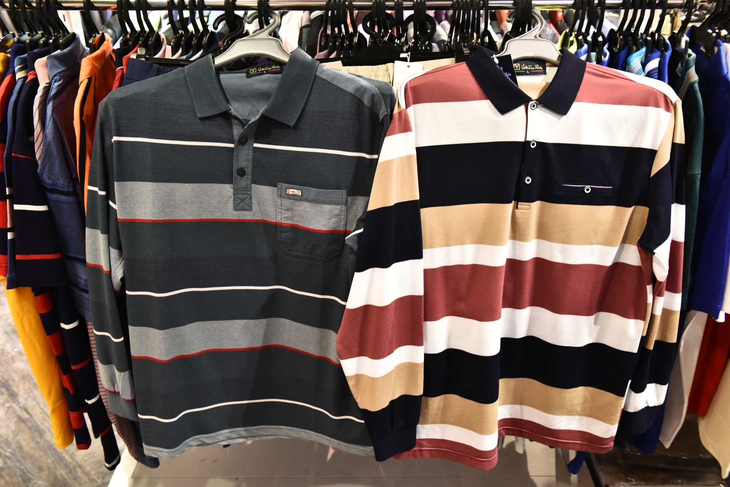 [台北西門] 范倫鐵諾原廠特賣會1折起，襯衫兩件500、POLO衫490，滿額送贈品！ @尼豪的美食旅行手札