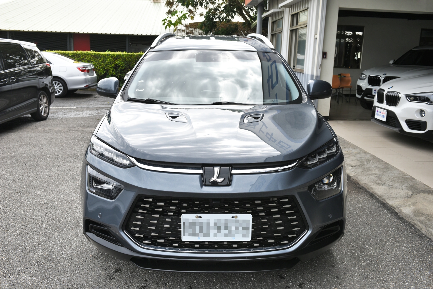 格上訂閱車Go Smart，三個月租期超彈性，車款豐富高CP值，保險保養維修全包不用養車超方便！ @尼豪的美食旅行手札