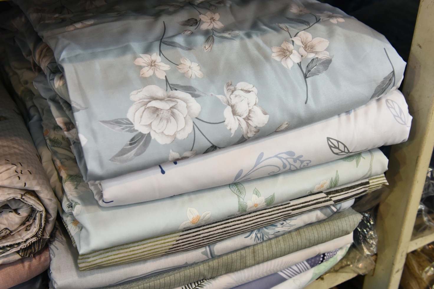 限時十天~澳洲SIMPLE LIVING寢具年度開倉廠拍全面2折起，石墨烯被兩件2000，床包床罩被胎破盤價，多款枕頭買一送一，滿額送贈品！同場還有Neoflam鍋具3折起！ @尼豪的美食旅行手札