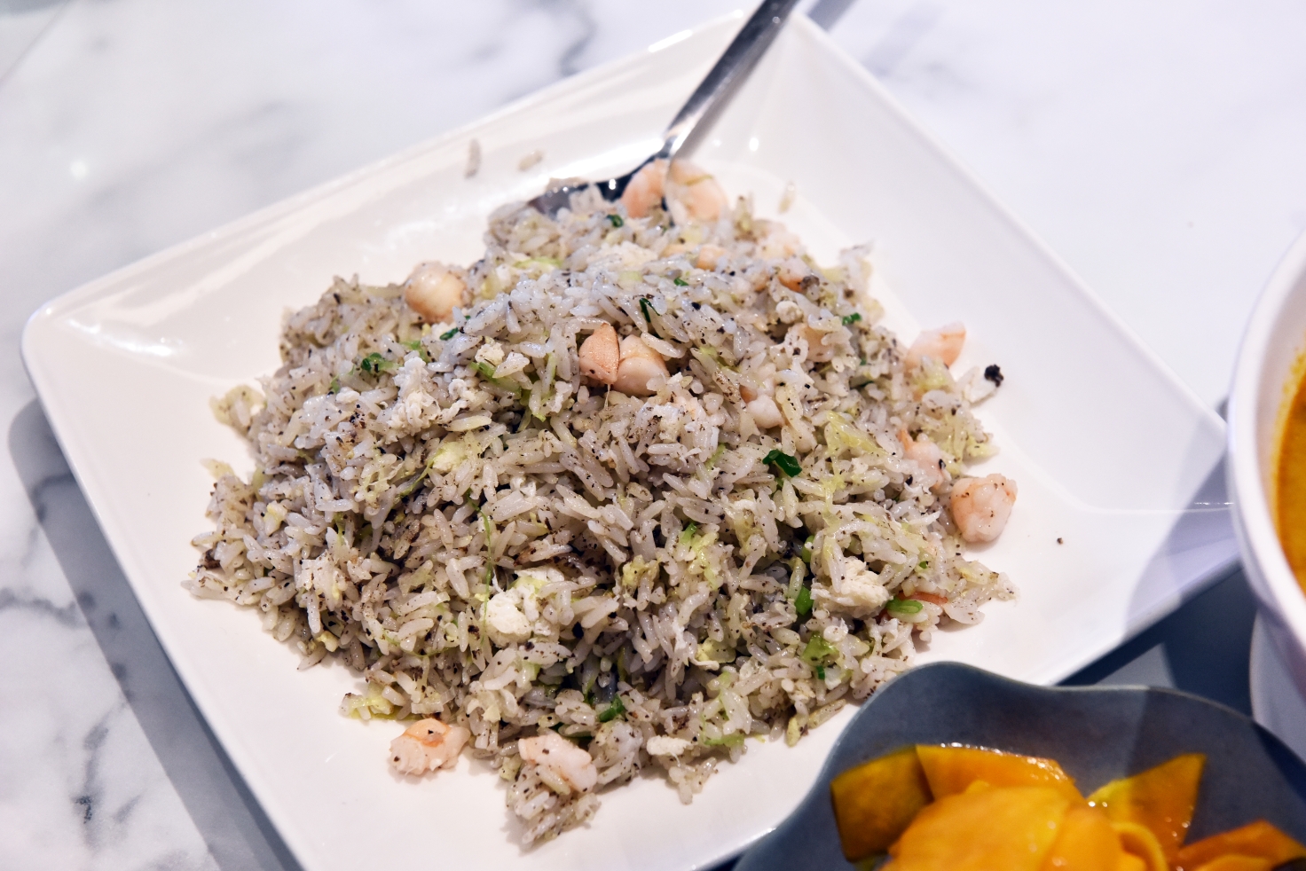 [桃園中壢] 玉兔迎春添新象，新春福氣攏厚力，桃園中壢美食集中地，快來大江購物中心沾沾春節喜氣！ @尼豪的美食旅行手札