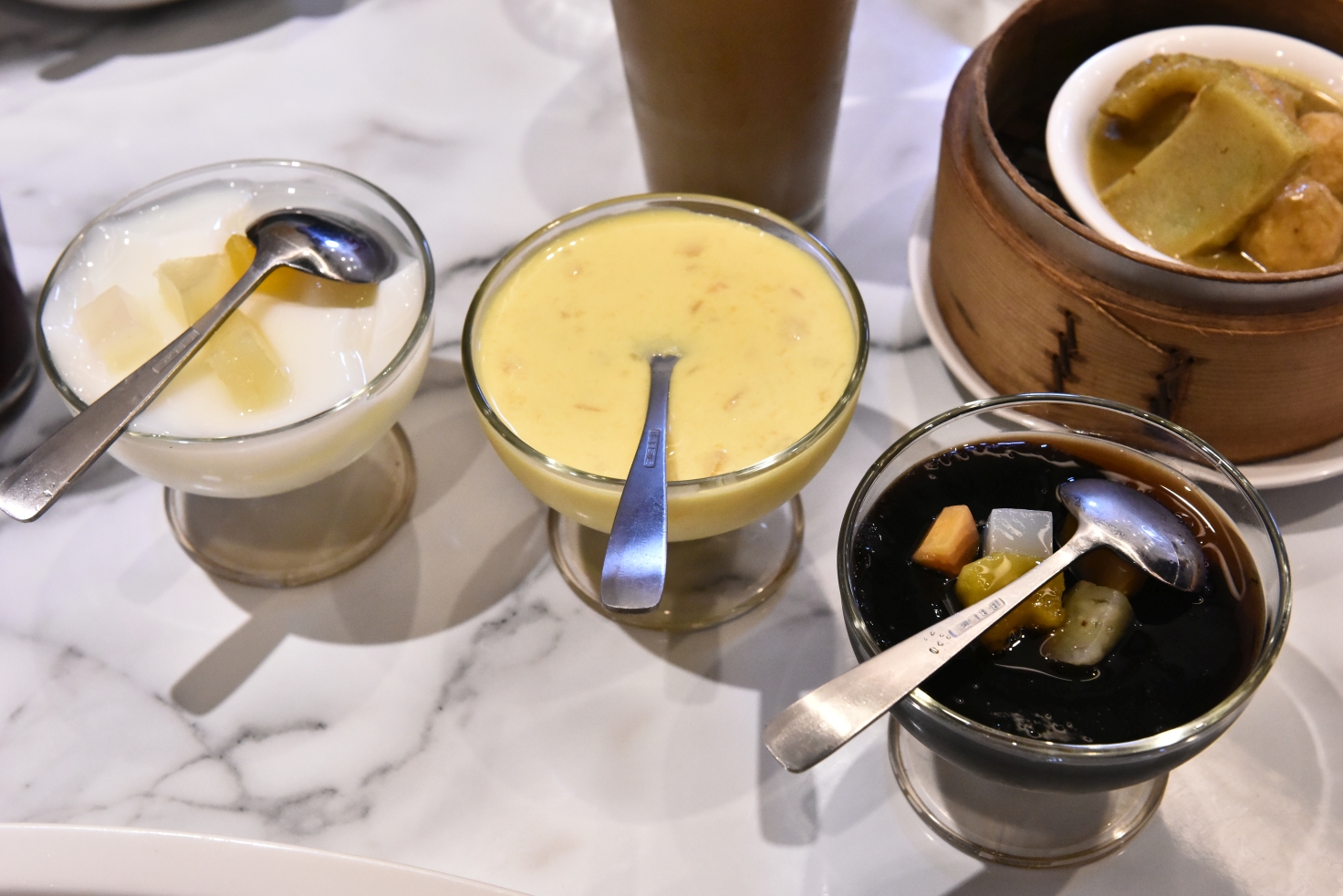 [桃園中壢] 玉兔迎春添新象，新春福氣攏厚力，桃園中壢美食集中地，快來大江購物中心沾沾春節喜氣！ @尼豪的美食旅行手札