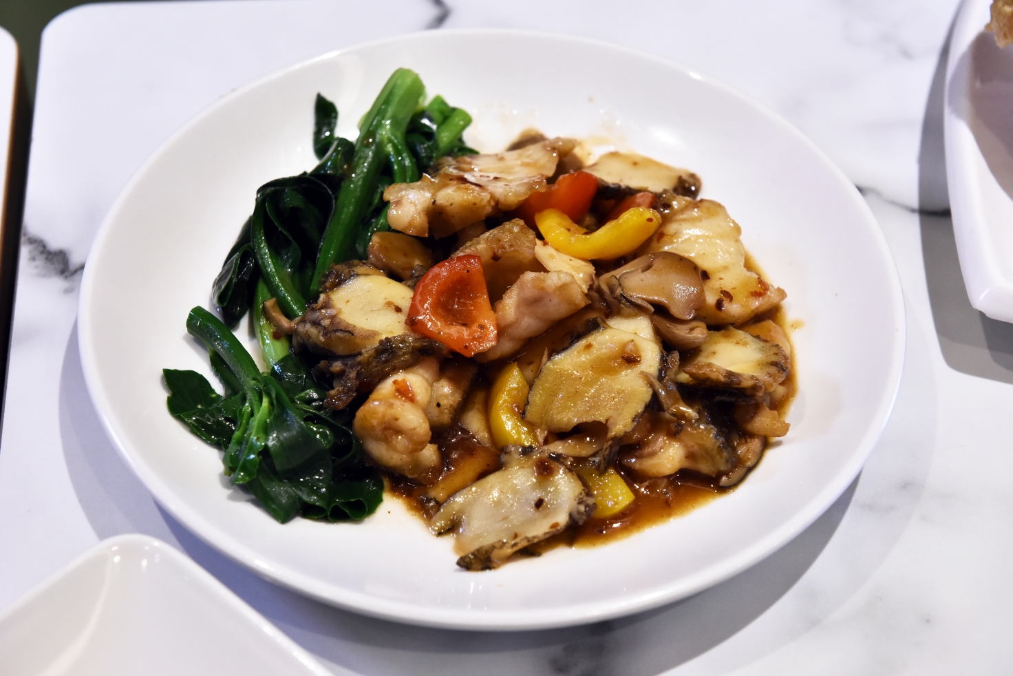 [桃園中壢] 玉兔迎春添新象，新春福氣攏厚力，桃園中壢美食集中地，快來大江購物中心沾沾春節喜氣！ @尼豪的美食旅行手札