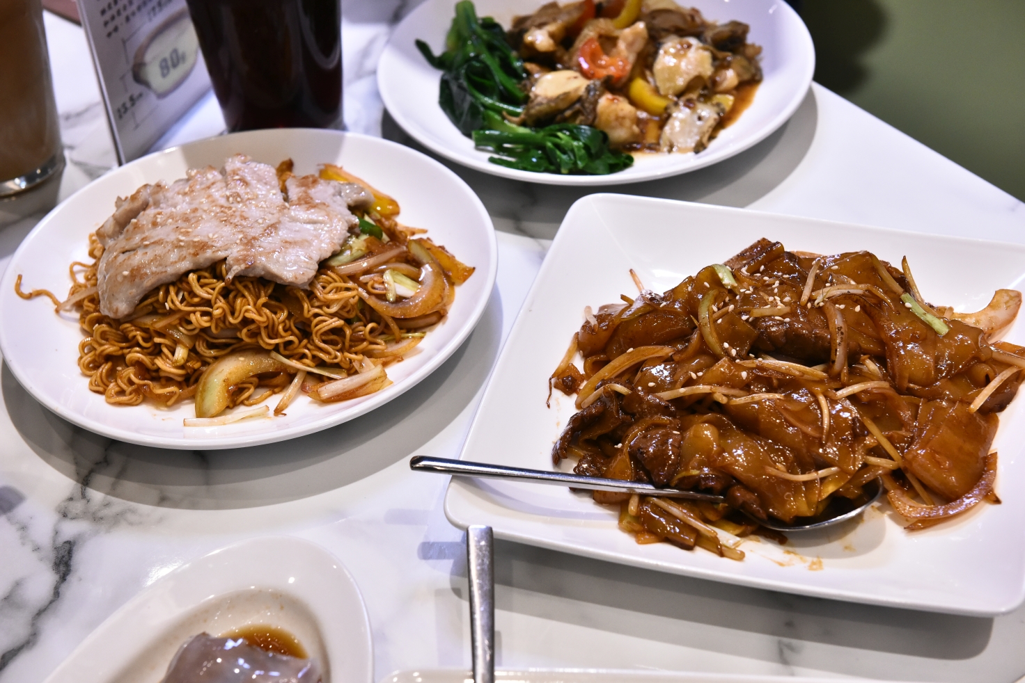 [桃園中壢] 玉兔迎春添新象，新春福氣攏厚力，桃園中壢美食集中地，快來大江購物中心沾沾春節喜氣！ @尼豪的美食旅行手札