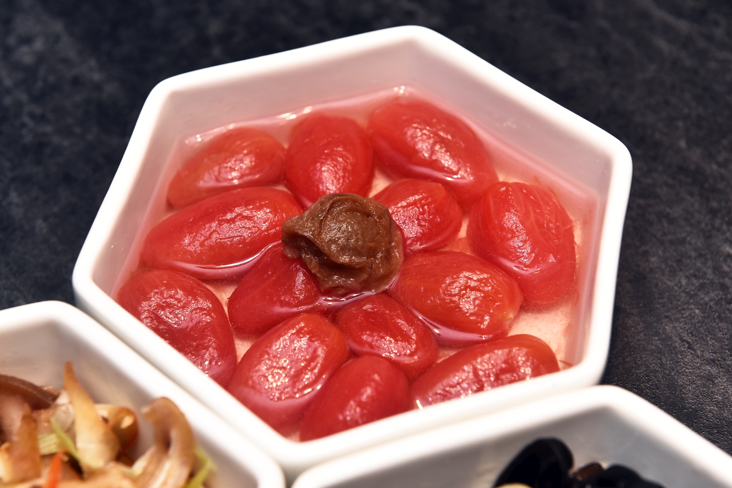 [台北信義] 白玉樓經典台菜台北時代店，高雄米其林必比登名店首度進駐台北，每一道都是必吃經典！ @尼豪的美食旅行手札