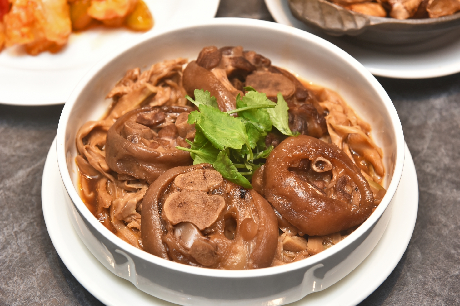 [台北信義] 白玉樓經典台菜台北時代店，高雄米其林必比登名店首度進駐台北，每一道都是必吃經典！ @尼豪的美食旅行手札