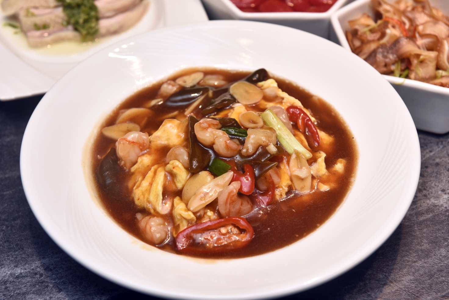 [台北信義] 白玉樓經典台菜台北時代店，高雄米其林必比登名店首度進駐台北，每一道都是必吃經典！ @尼豪的美食旅行手札