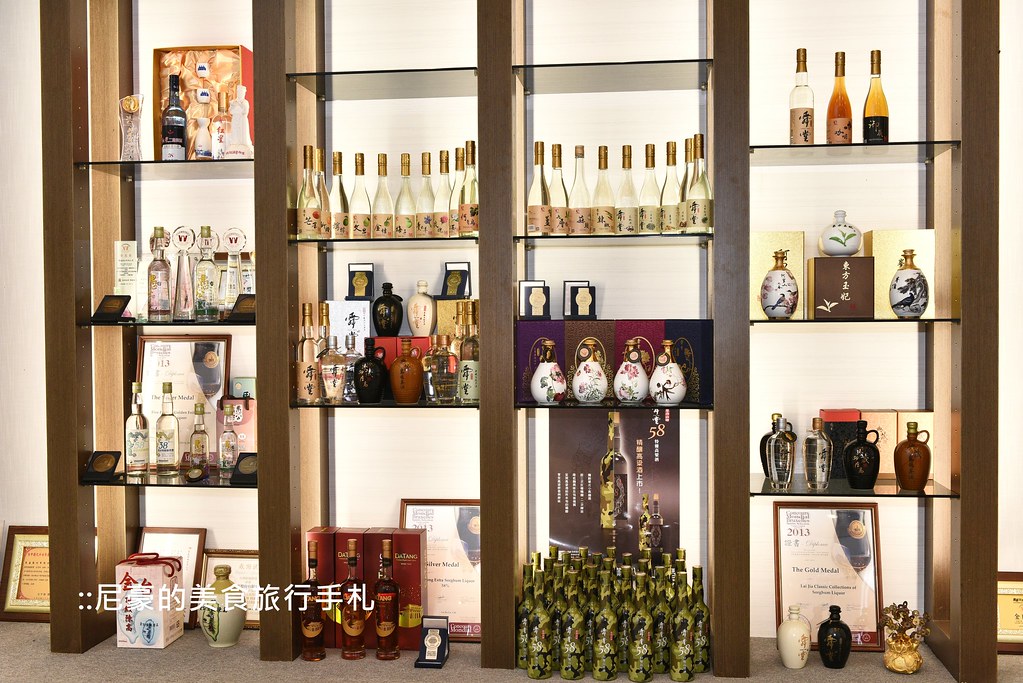 [台中外埔] 舜堂酒業 顛覆傳統的精釀高粱 全台獨家好酒質白酒 頂級好茶水果入酒 @尼豪的美食旅行手札