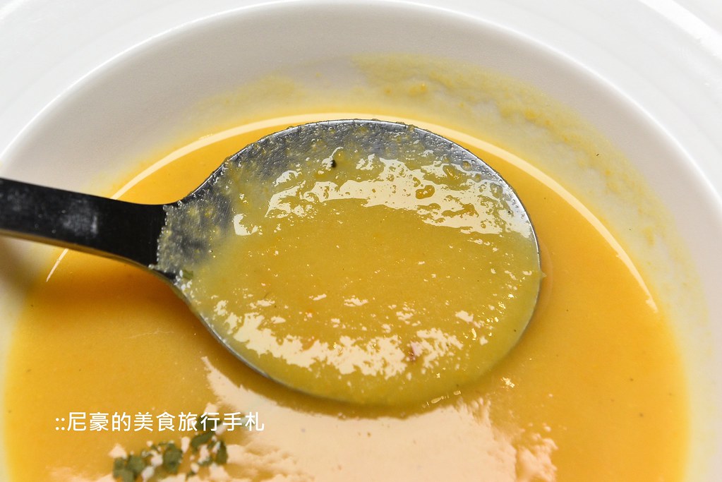 [台北中山] 二分之一 手工自行製作麵條的義大利麵 中山區中原街行天宮美食推薦 @尼豪的美食旅行手札