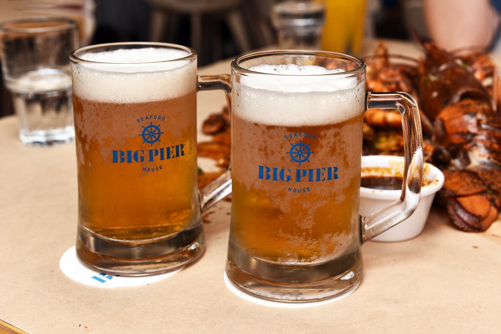 [新竹] BIG PIER大碼頭美式手抓海鮮餐廳，肥美海鮮豪氣手抓享用超爽快，獨家調味風味獨特，巨城美食朋友聚餐餐廳推薦！(含菜單價位食記) @尼豪的美食旅行手札