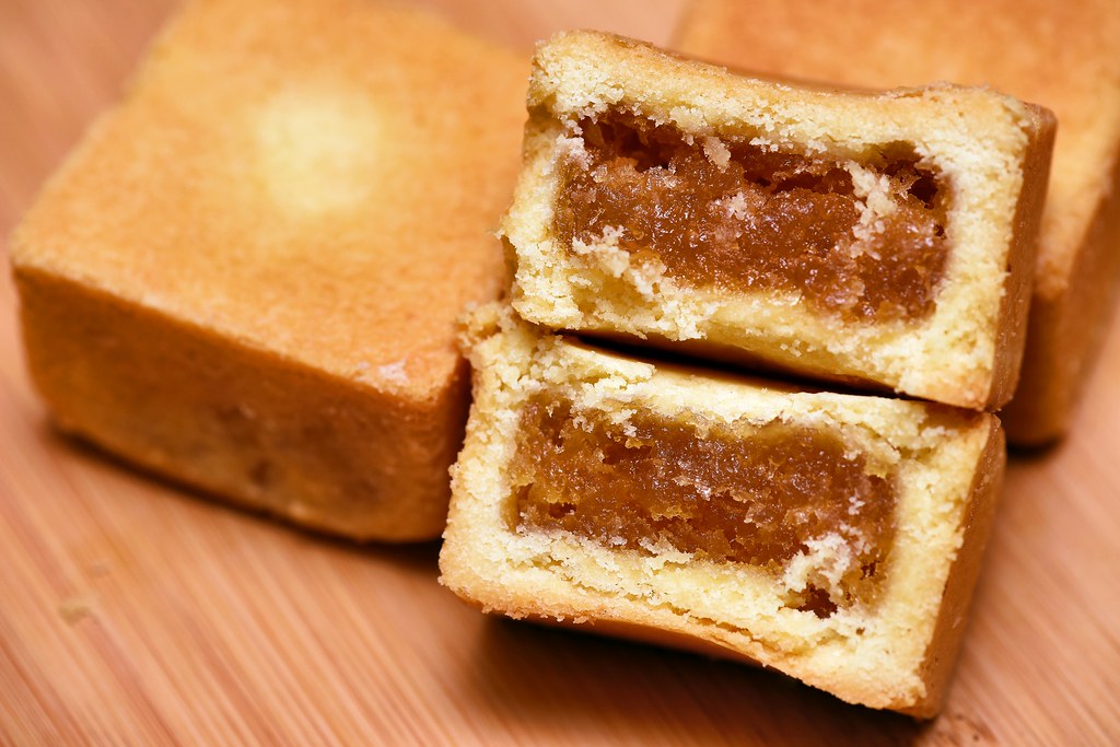 [中秋美食] 中秋必搶～從香港紅到台灣的奇華月餅，味美濃郁不甜膩，還有果香迷人的鳳梨金酥！ @尼豪的美食旅行手札