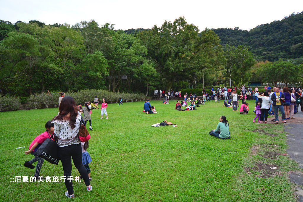 [台北士林]  2014士林官邸菊展 愛耀菊時 士林官邸菊花季菊花展 台北景點推薦遊記 @尼豪的美食旅行手札